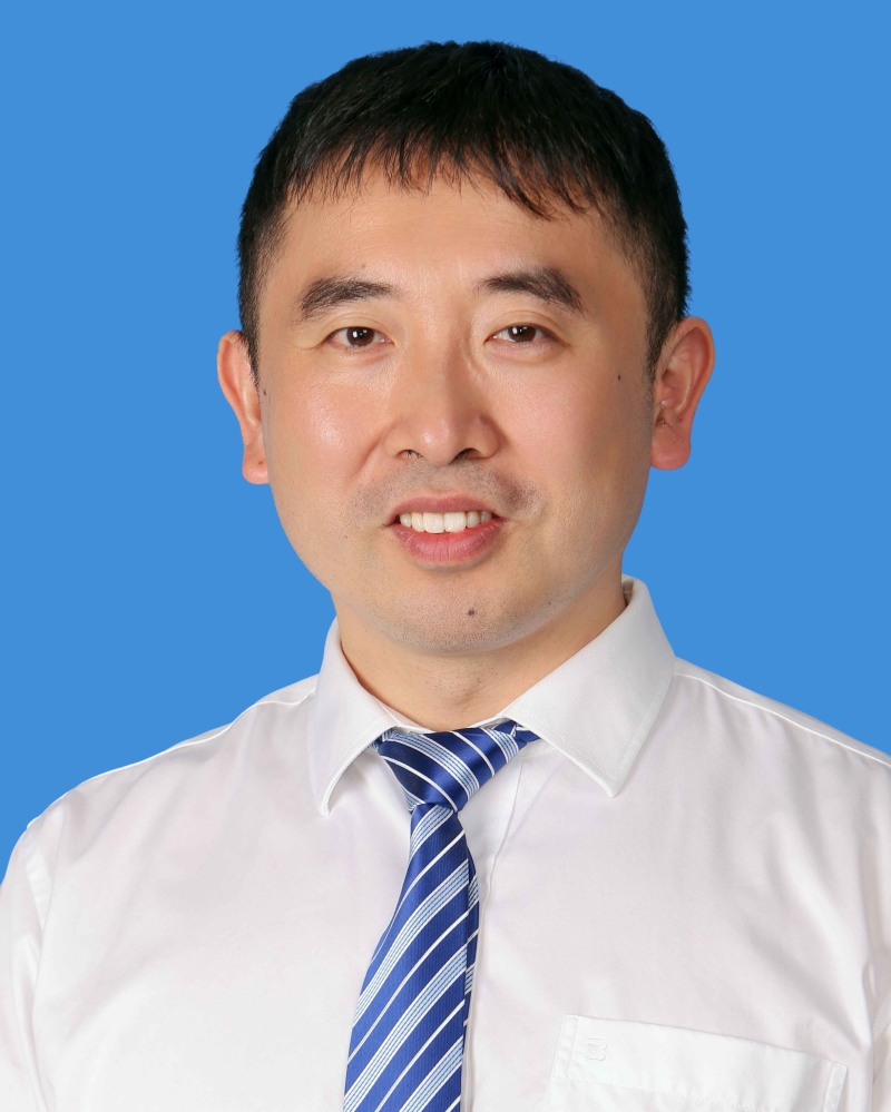 张  刚