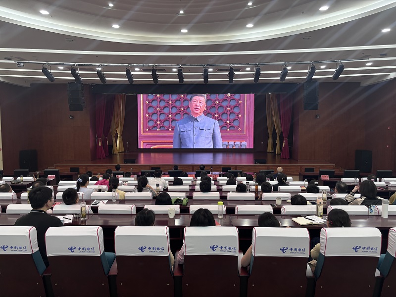 市委党校集中收看纪念中国人民抗日战争暨世界反法西斯战争胜利80周年大会
